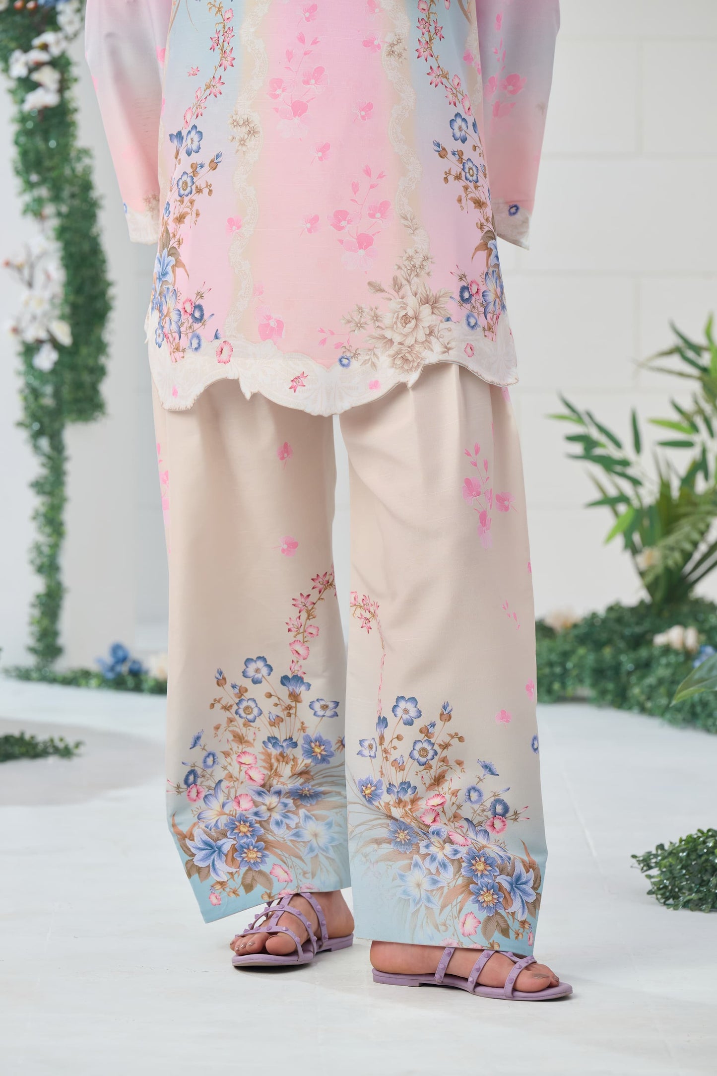 Elowen – Pink Blossom 3-Piece Suit